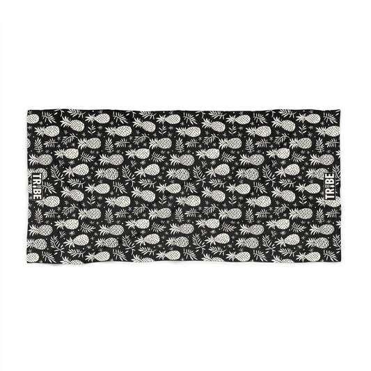 PINEAPPLE SPLASH Beach Towel - Onyx