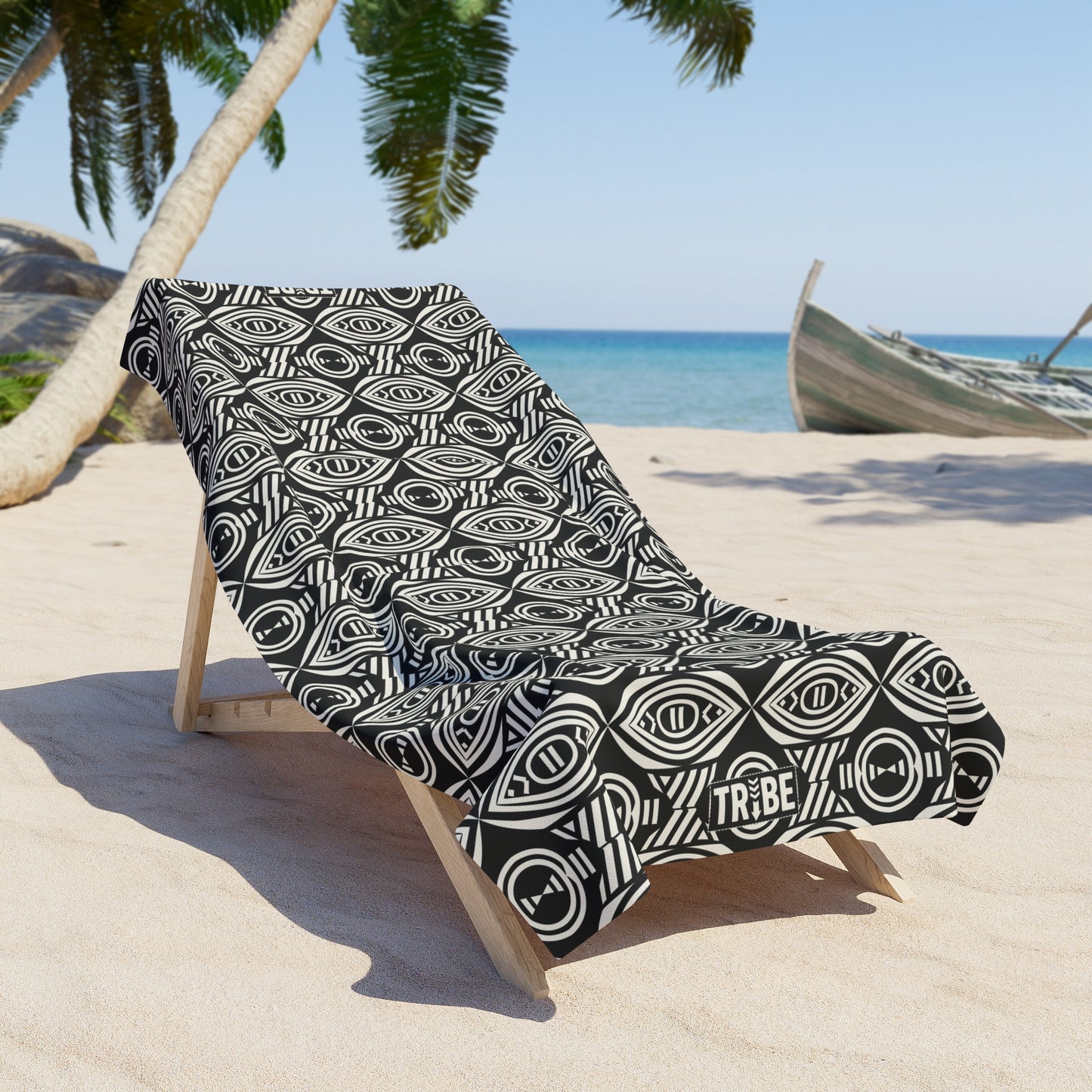 ALL EYES ON ME Beach Towel - Onyx
